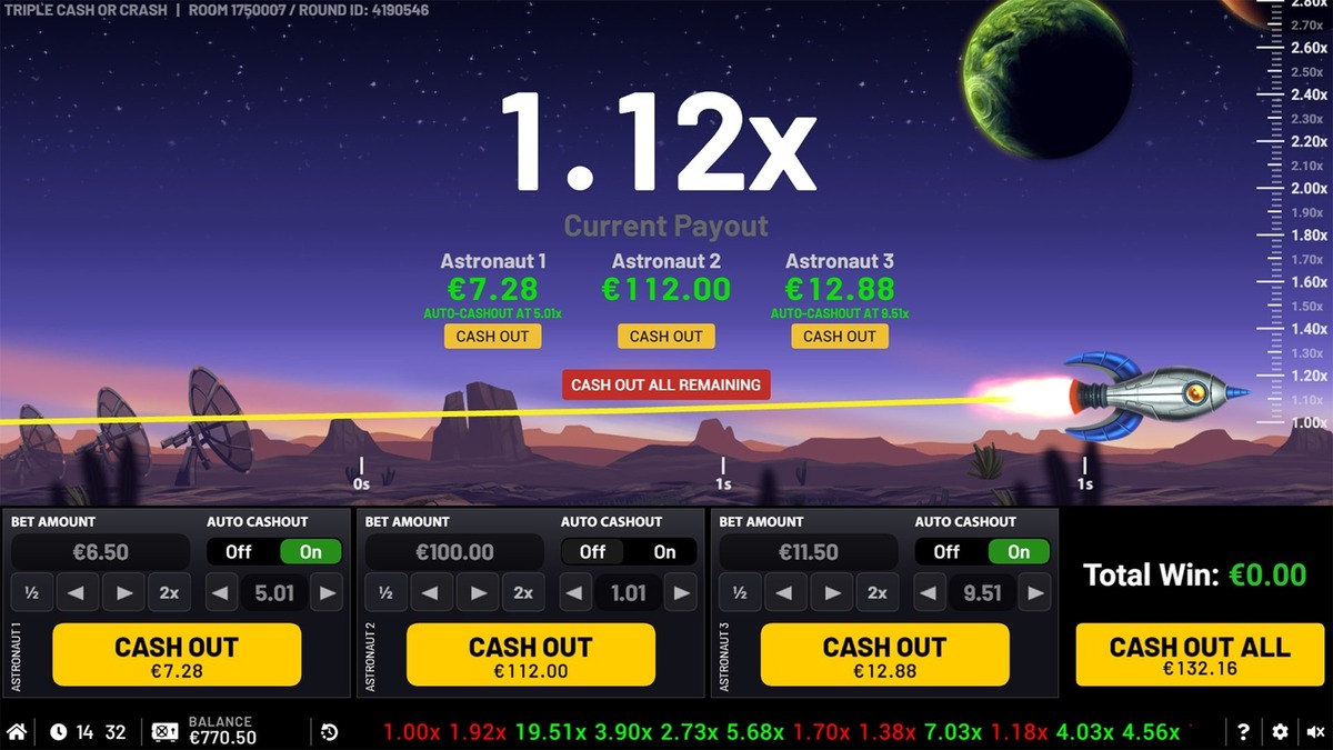 Triple Cash or Crash Game Interface